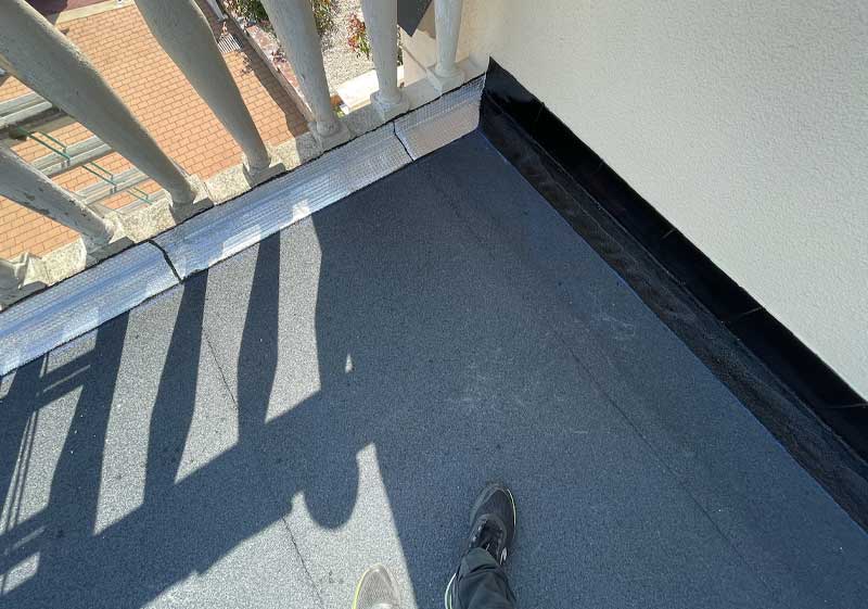 Étanchéité toit plat / terrasse roofing : Mr HUB TOITURE : Travaux d’étanchéité sur toit plat terrasse plateforme roofing par membrane bitumeuse. Isolation toiture par l’extérieur et par les combles. Intervention en Belgique sur Namur, Charleroi, Wavre, Liège, Nivelles, Mettet, Gesves, Andenne, Durbuy, Aywaille, Esneux, Jodoigne, Gembloux, Sprimont, Uccle, Watermael-Boitsfort, Etterbeek, Erpent, Maillen …